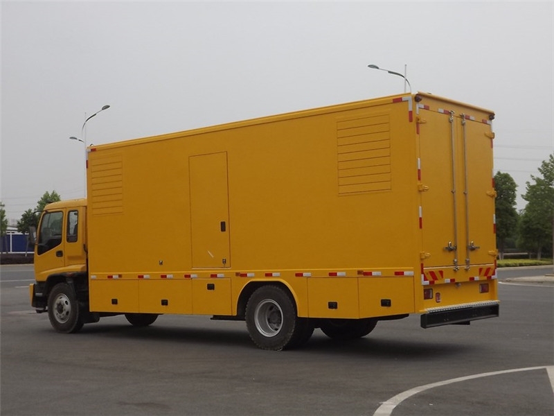 南山出租发电机-柴油发电机组电压低报警怎么办？