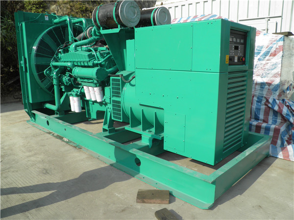 南山出租发电机-进口柴油发电机组与国产柴油发电机组的区别