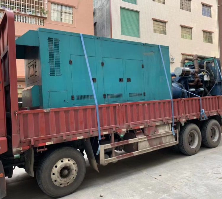南山如何在不同负载率下确保 400KW 柴油发电机组的正常运行？