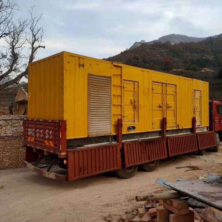 南山200kW 发电机组在带电阻性负载时，输出功率会受到哪些因素的影响？